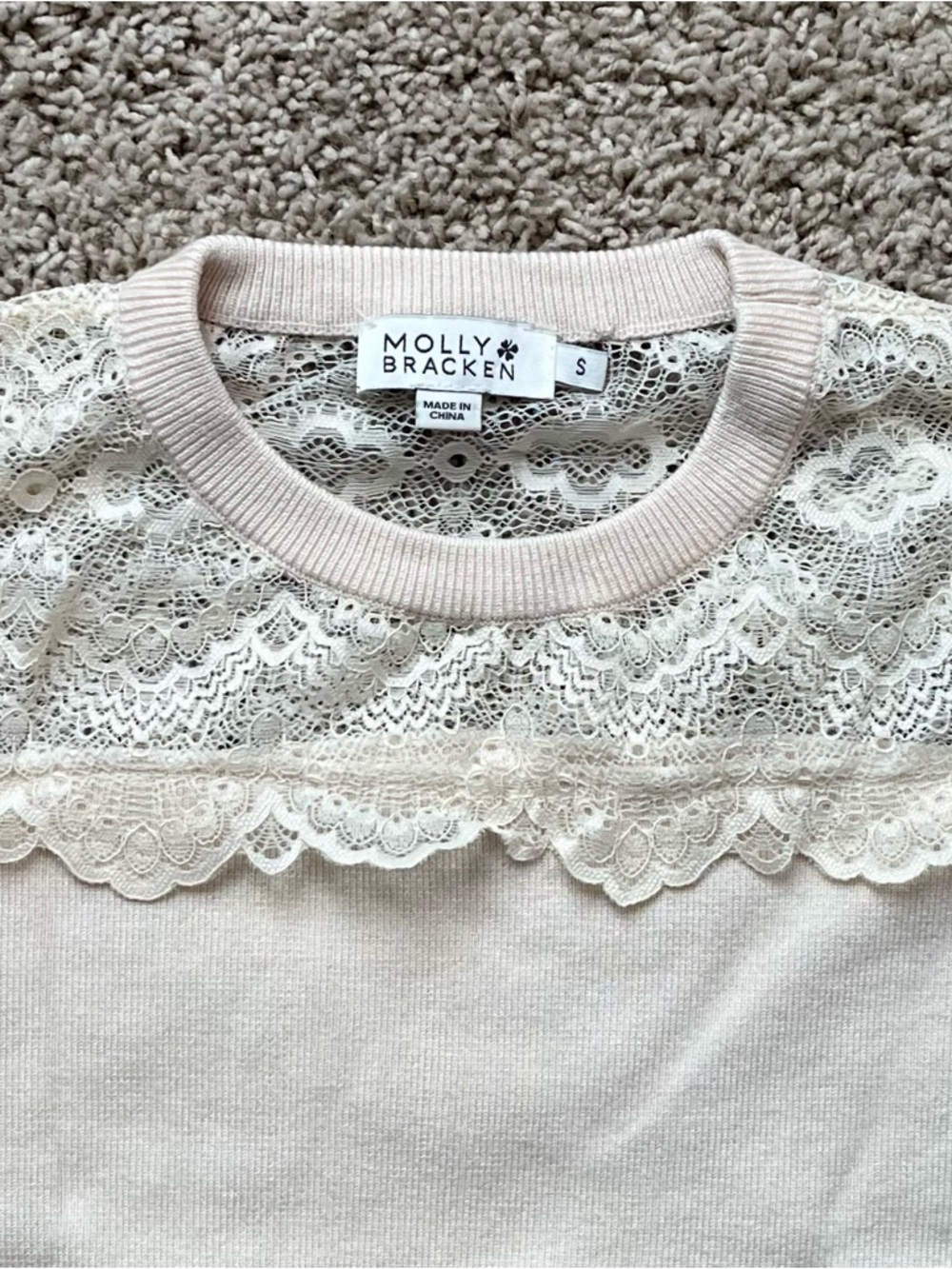 Beautiful Molly Bracken cream lace light sweater